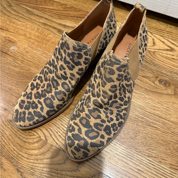 Lucky Brand Leopard Print Ankle Booties size 9.5 - Picture 3 of 9